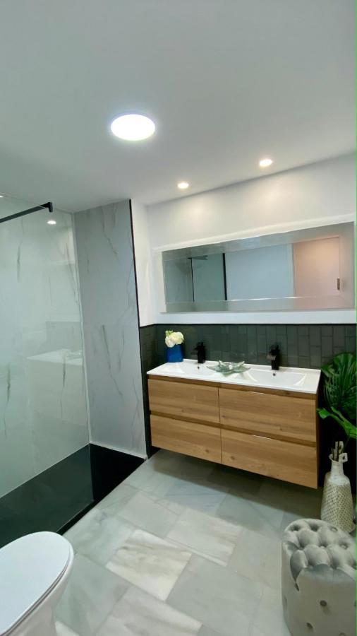 IKRAM FRONT BEACH Bermuda Beach Apartment Estepona Bagian luar foto