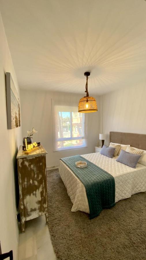 IKRAM FRONT BEACH Bermuda Beach Apartment Estepona Bagian luar foto