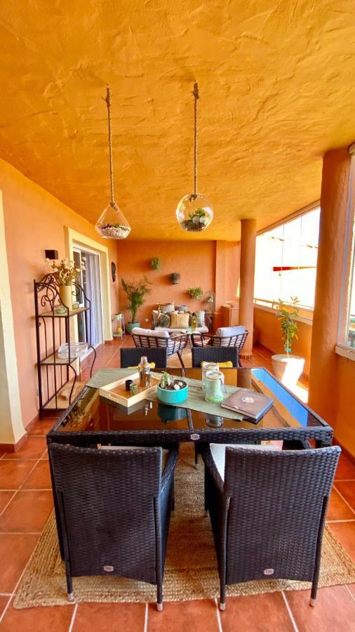 IKRAM FRONT BEACH Bermuda Beach Apartment Estepona Bagian luar foto