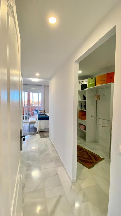 IKRAM FRONT BEACH Bermuda Beach Apartment Estepona Bagian luar foto